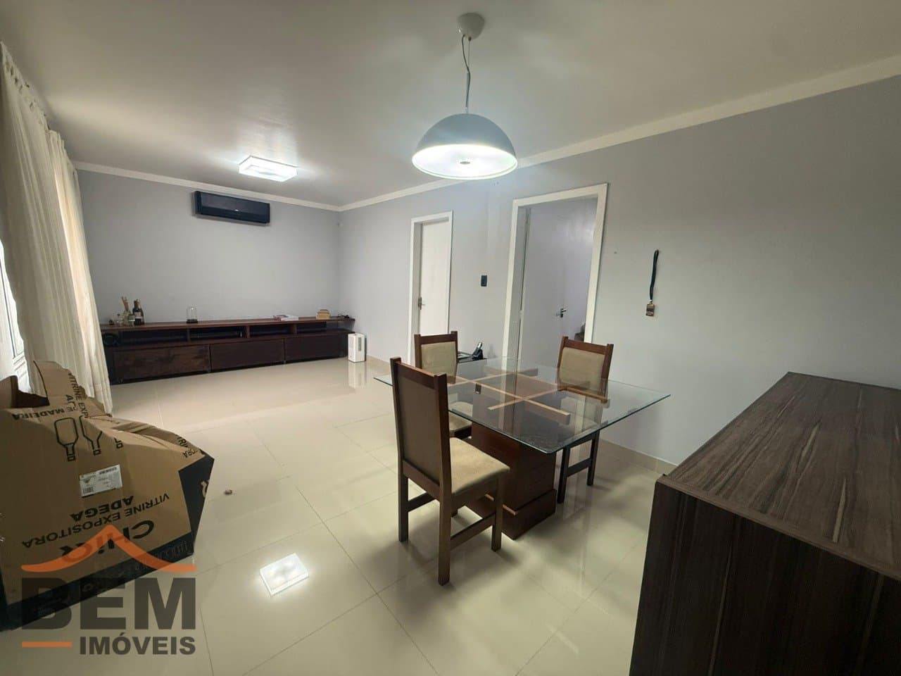 Apartamento à Venda com 3 quartos sendo 1 suíte, 2 vagas no bairro Dom Bosco em Itajaí/SC