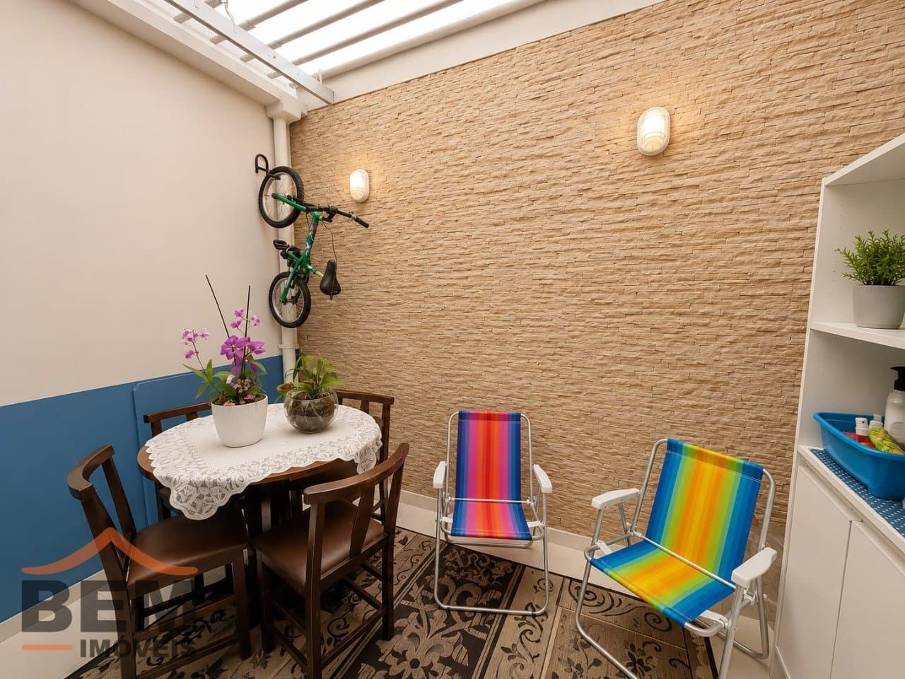 Casa à Venda com 3 quartos sendo 1 suíte, 2 vagas no bairro Ressacada em Itajaí/SC