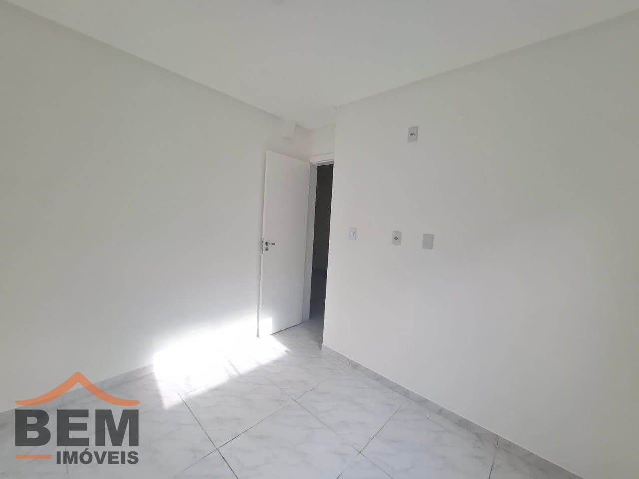 Apartamento para Locação com 2 quartos no bairro Cidade Nova em Itajaí/SC: 11 - DORMITÓRIO 02