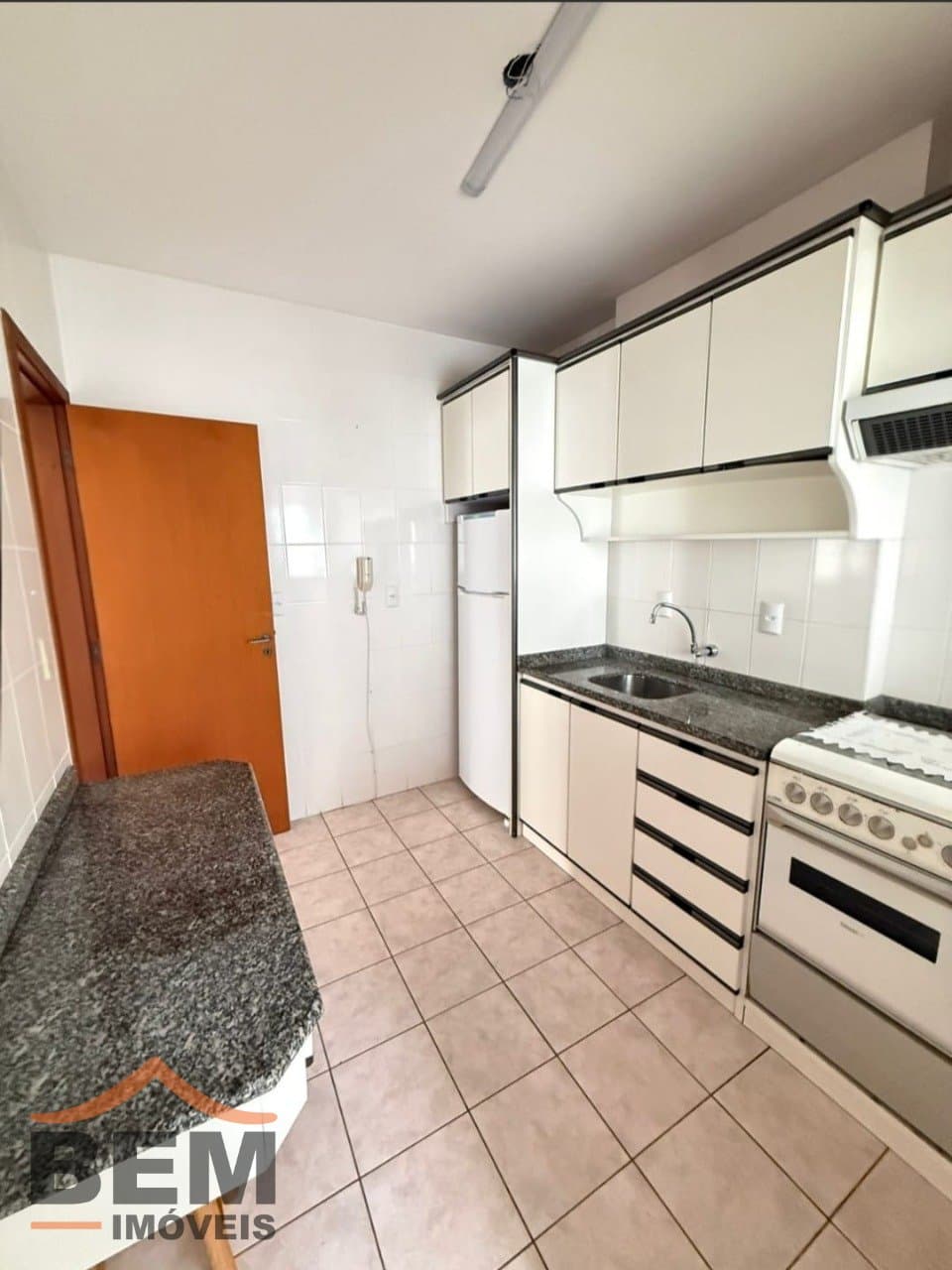 Apartamento para Locação com 3 quartos sendo 1 suíte, 2 vagas no bairro Centro em Balneário Camboriú/SC: WhatsApp Image 2026-06-24 at 16.48