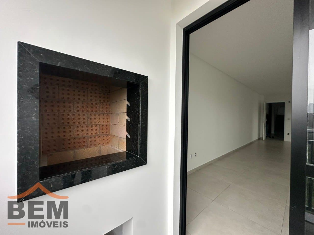 Apartamento à Venda com 2 quartos sendo 1 suíte no bairro Centro em Camboriú/SC: WhatsApp Image 2026-06-24 at 17.52