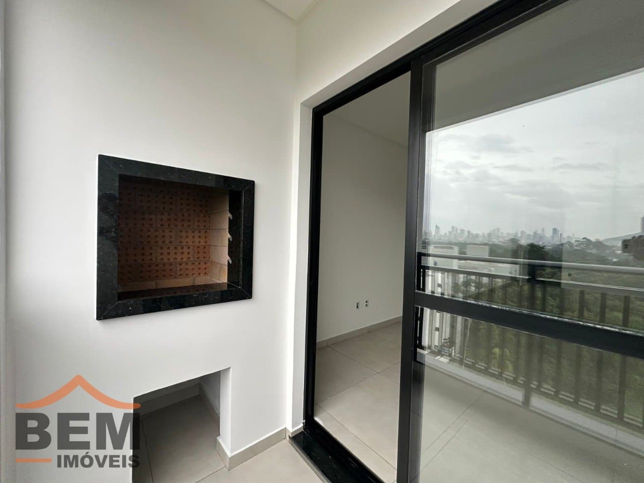Apartamento à Venda com 2 quartos sendo 1 suíte no bairro Centro em Camboriú/SC: WhatsApp Image 2026-06-24 at 17.52