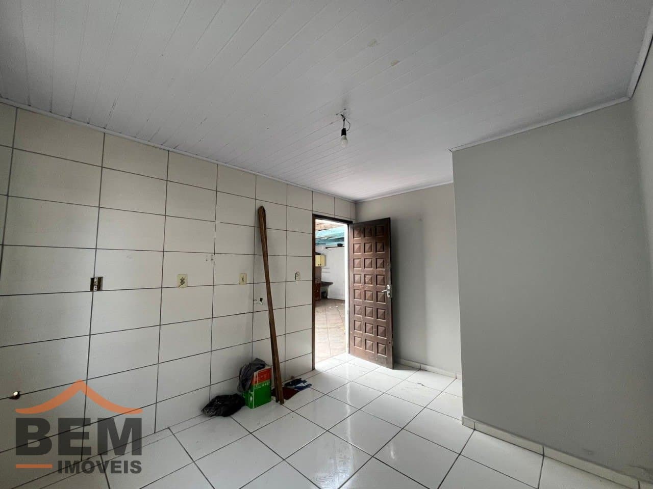 Casa para Locação com 2 quartos, 1 vaga no bairro Barra do Rio em Itajaí/SC: 06 - COZINHA