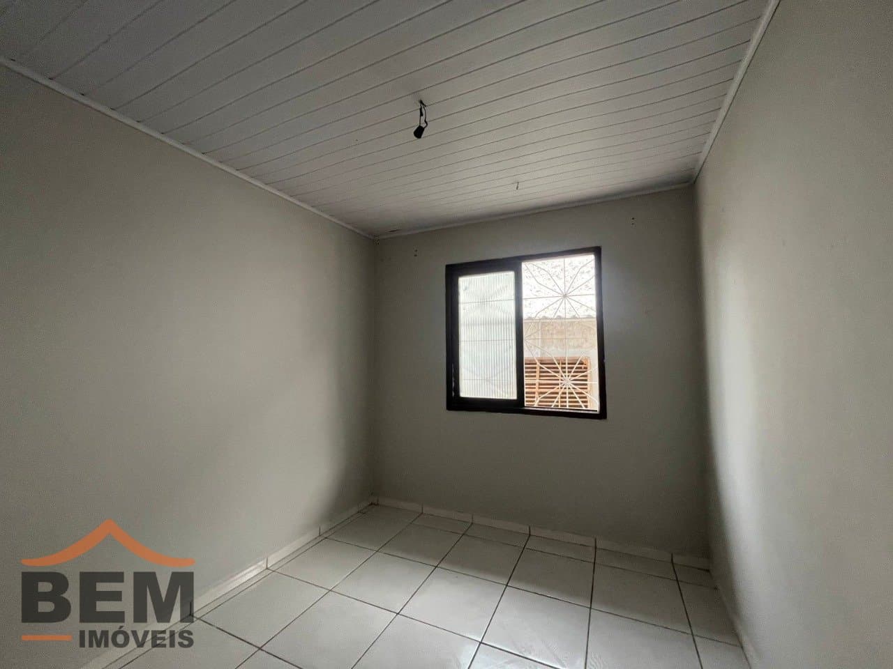 Casa para Locação com 2 quartos, 1 vaga no bairro Barra do Rio em Itajaí/SC: 09 - DORMITÓRIO 2