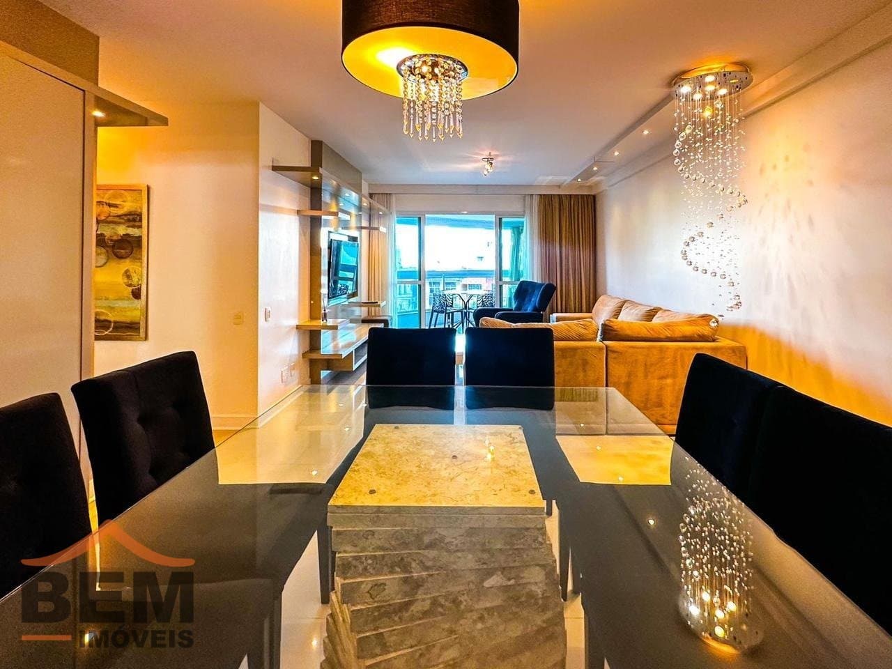 Apartamento para Locação com 3 quartos sendo 3 suítes, 2 vagas no bairro Centro em Itajaí/SC: 13 - SALA DE JANTAR