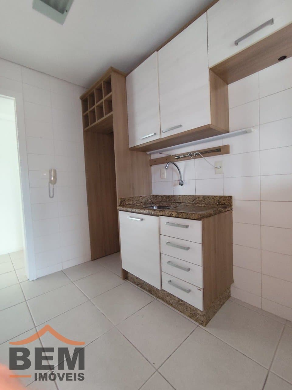 Apartamento à Venda com 2 quartos, 1 vaga no bairro Dom Bosco em Itajaí/SC