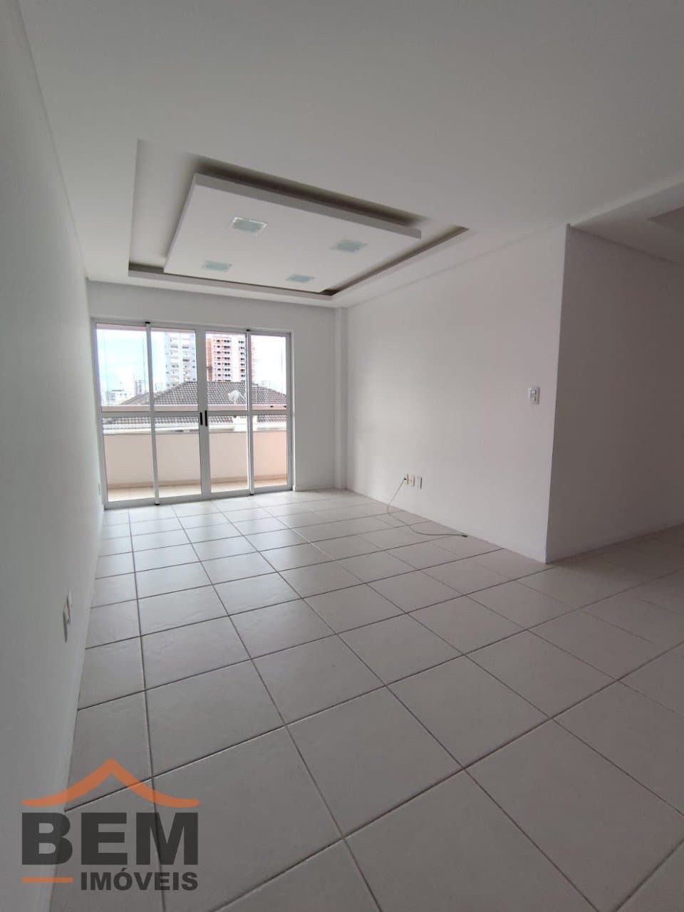 Apartamento à Venda com 2 quartos, 1 vaga no bairro Dom Bosco em Itajaí/SC