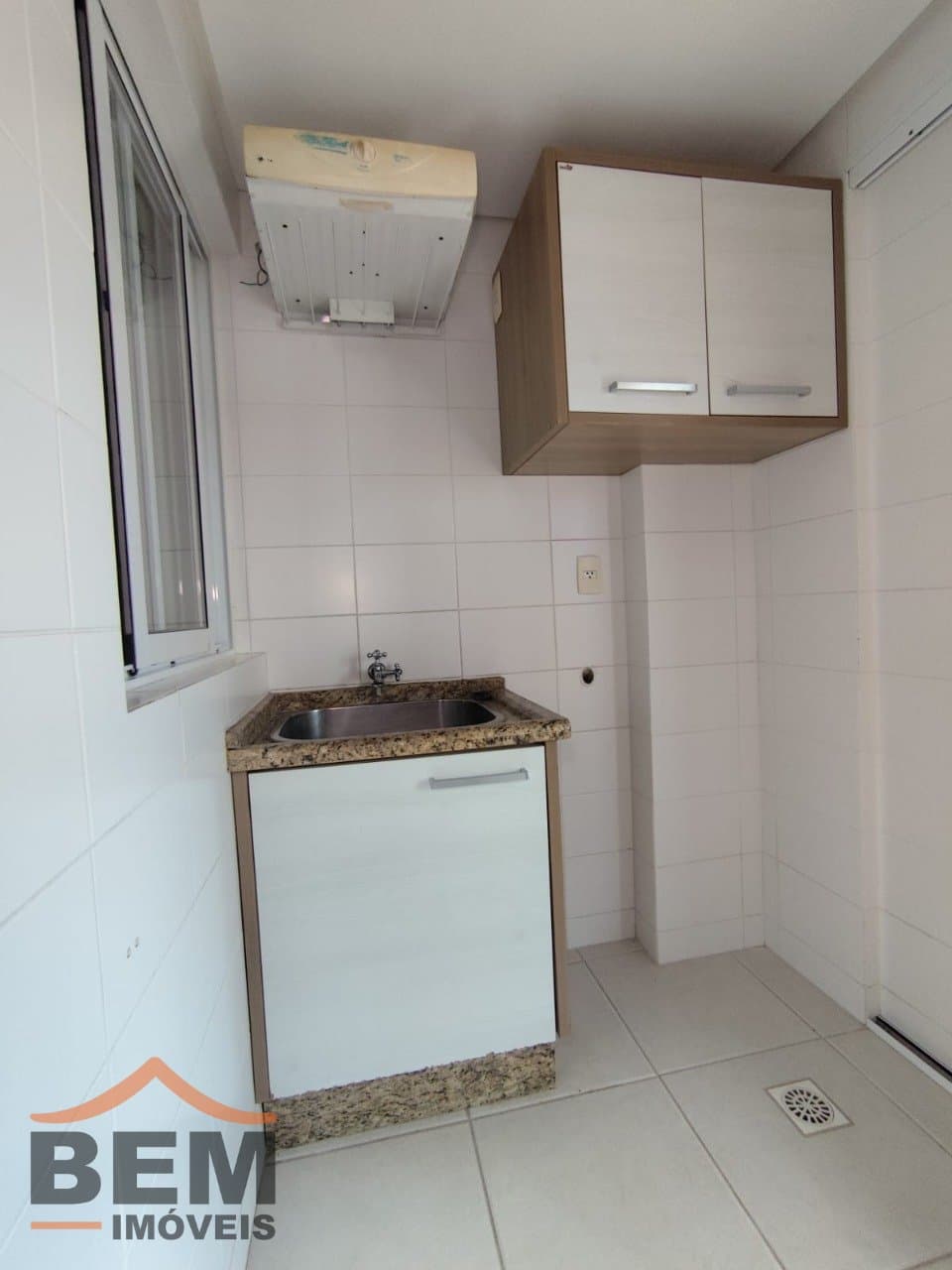 Apartamento à Venda com 2 quartos, 1 vaga no bairro Dom Bosco em Itajaí/SC