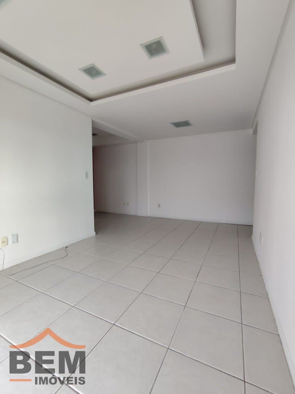 Apartamento à Venda com 2 quartos, 1 vaga no bairro Dom Bosco em Itajaí/SC