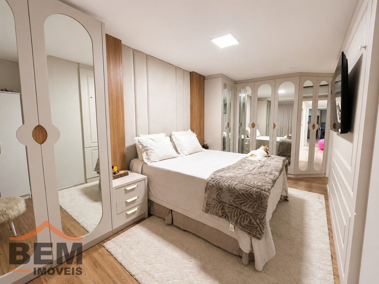 Apartamento à Venda com 3 quartos sendo 1 suíte, 2 vagas no bairro Fazenda em Itajaí/SC