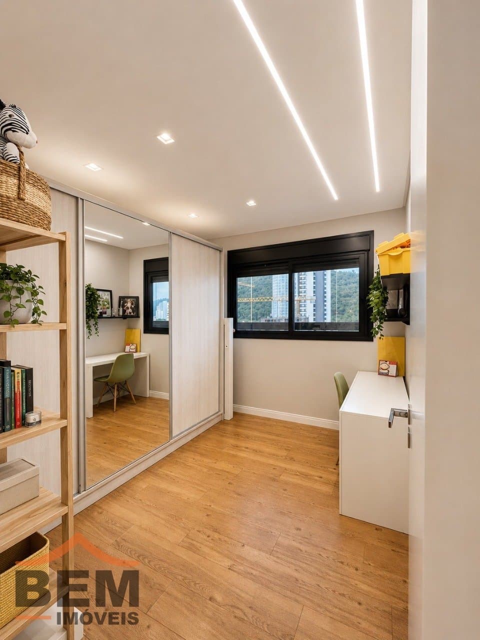 Apartamento à Venda com 3 quartos sendo 1 suíte, 2 vagas no bairro Fazenda em Itajaí/SC