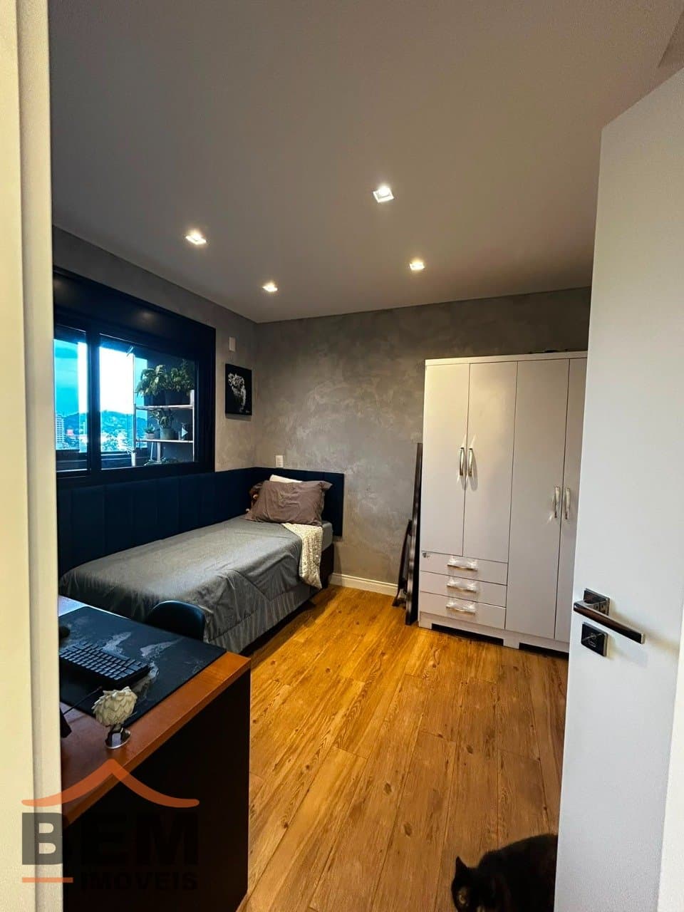 Apartamento à Venda com 3 quartos sendo 1 suíte, 2 vagas no bairro Fazenda em Itajaí/SC