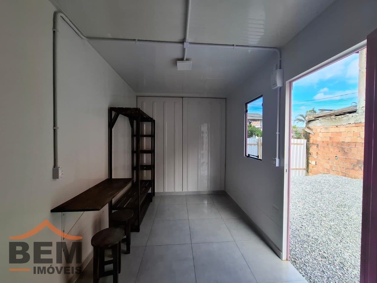 Kitnet para Locação com 1 quarto no bairro Espinheiros em Itajaí/SC: 9 - INTERNO
