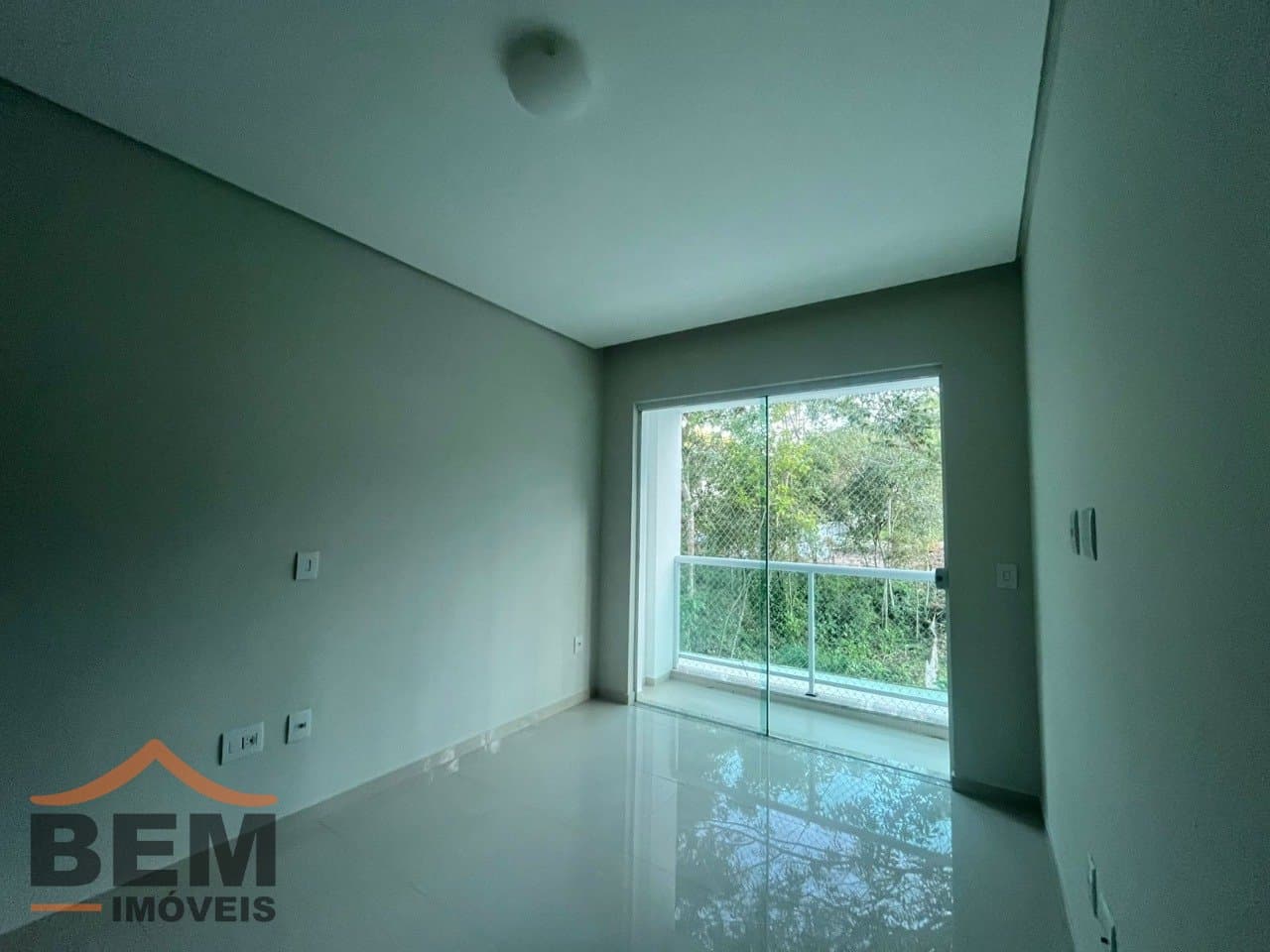 Apartamento para Locação com 3 quartos sendo 3 suítes, 2 vagas no bairro Cabeçudas em Itajaí/SC: 16 - SUÍTE 2