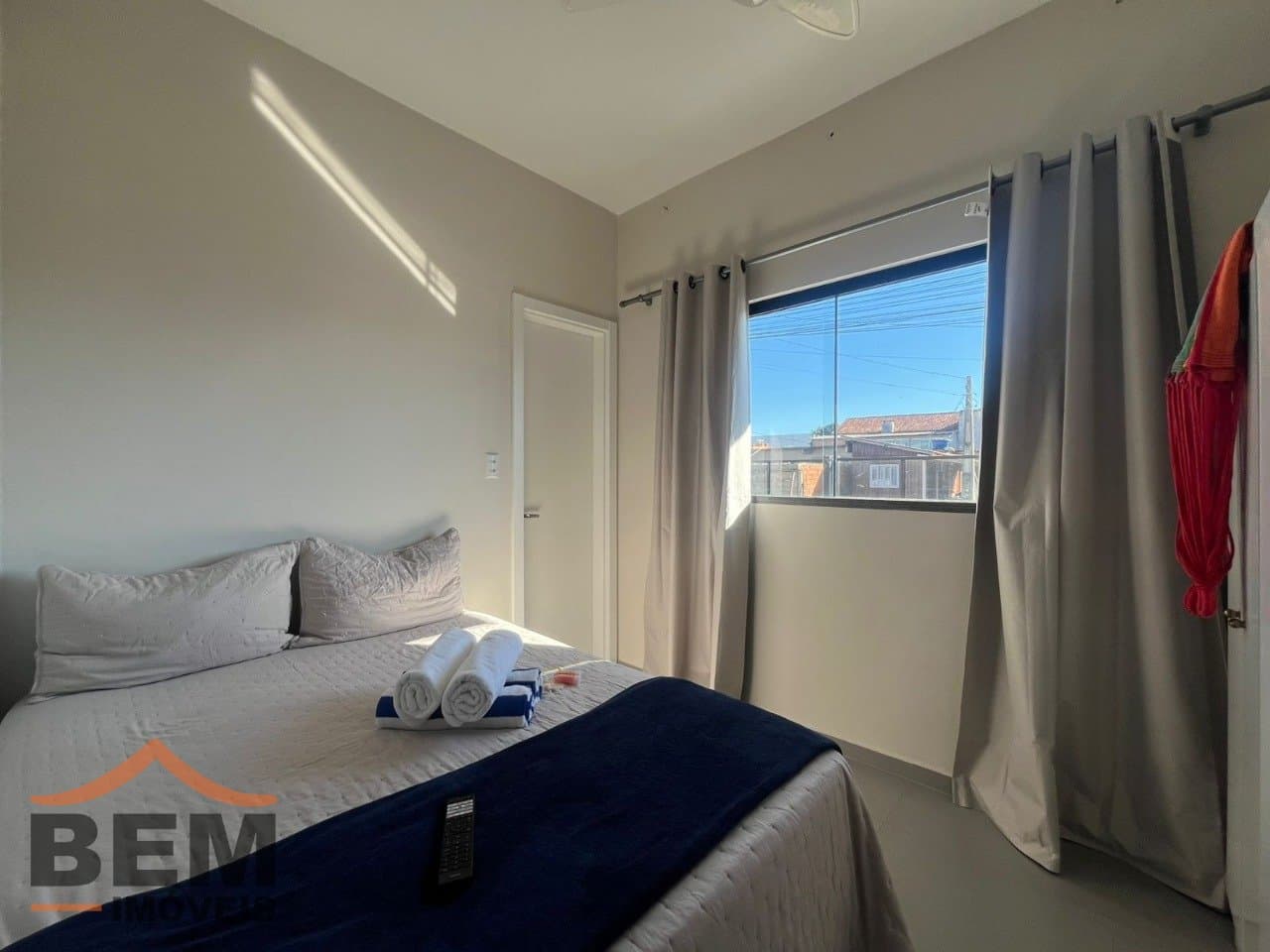 Kitnet para Locação com 1 quarto no bairro Portal 2 em Itajaí/SC: 08 - DORMITÓRIO