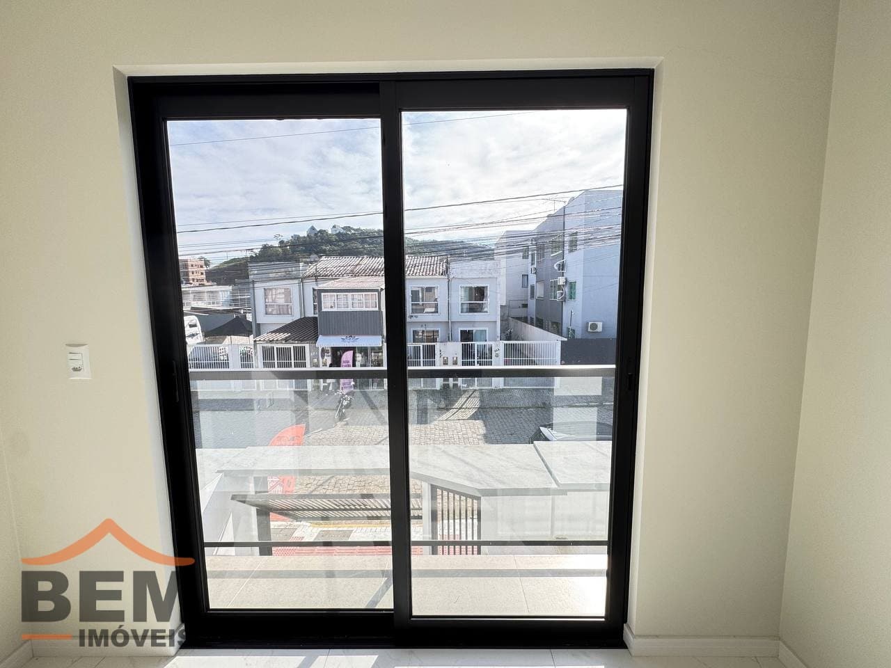 Casa à Venda com 2 suítes, 1 vaga no bairro São Francisco de Assis em Camboriú/SC