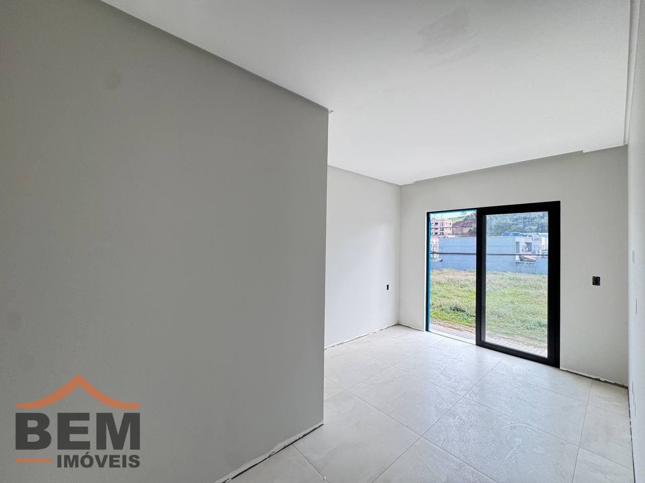 Casa à Venda com 2 suítes, 1 vaga no bairro São Francisco de Assis em Camboriú/SC