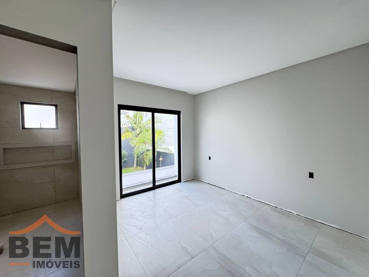 Casa à Venda com 2 suítes, 1 vaga no bairro São Francisco de Assis em Camboriú/SC