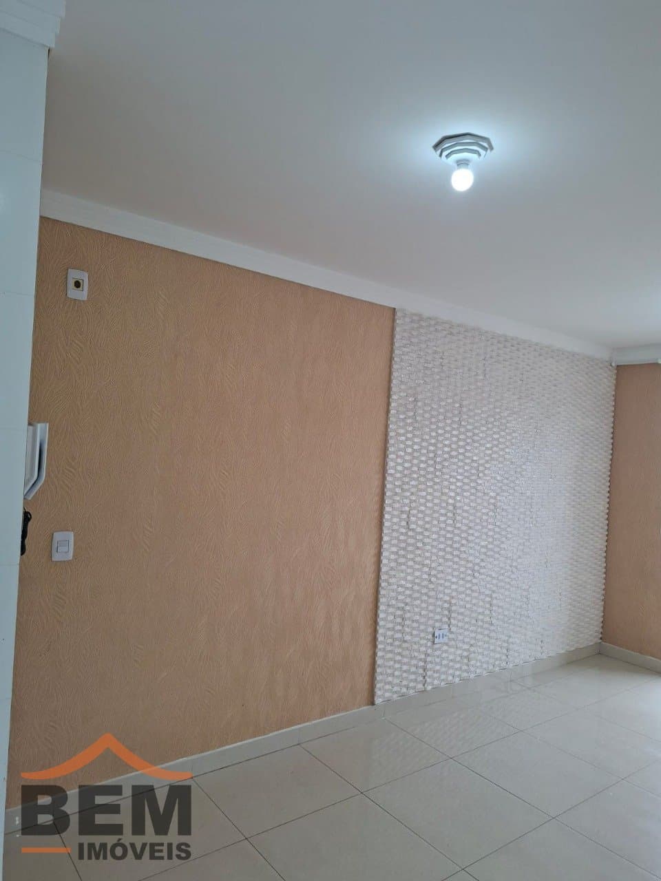 Apartamento para Locação com 2 quartos no bairro Areias em Camboriú/SC
