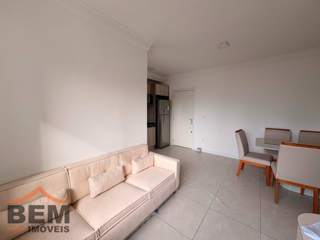 Apartamento para Locação com 2 quartos, 1 vaga no bairro Cordeiros em Itajaí/SC