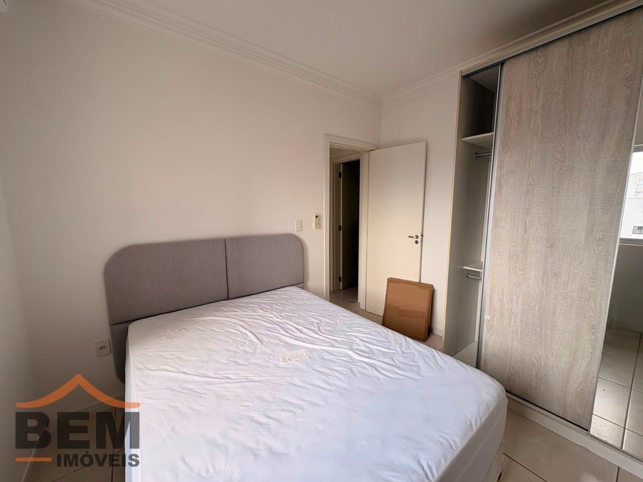 Apartamento para Locação com 2 quartos, 1 vaga no bairro Cordeiros em Itajaí/SC