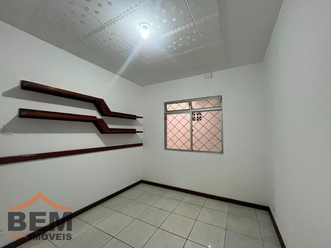 Casa comercial para Locação com 2 vagas no bairro Centro em Itajaí/SC