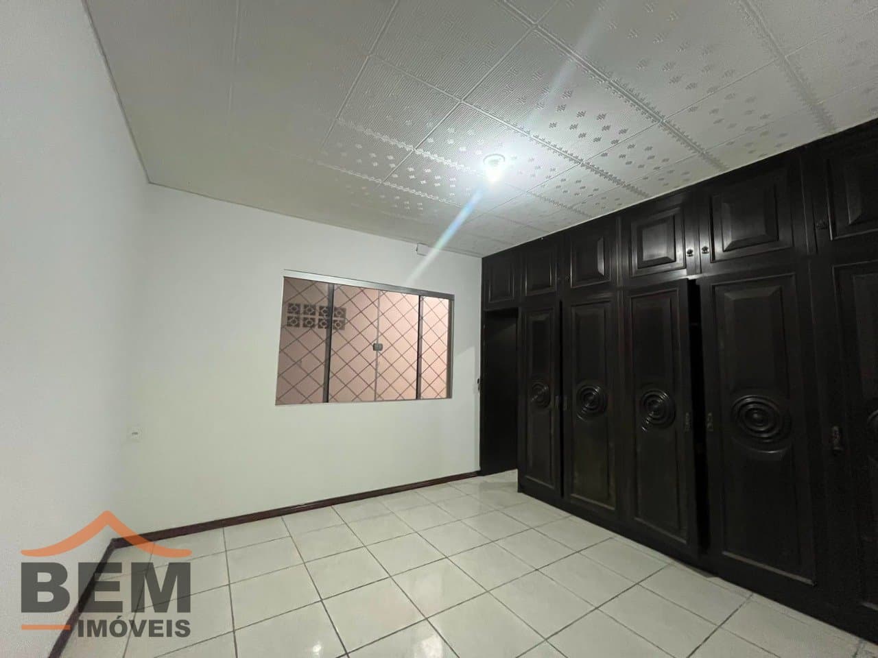 Casa comercial para Locação com 2 vagas no bairro Centro em Itajaí/SC
