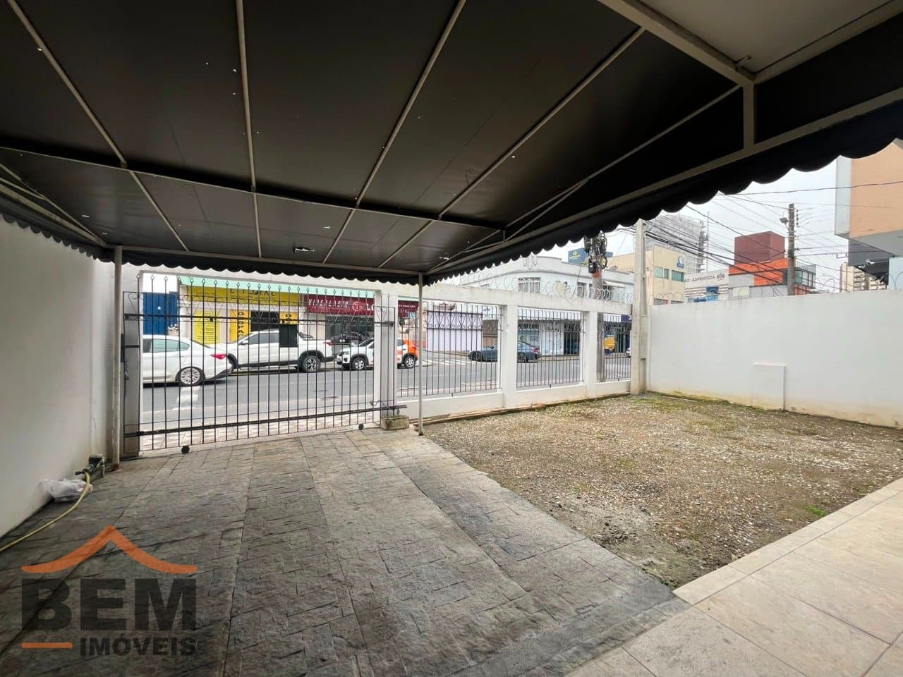 Casa comercial para Locação com 2 vagas no bairro Centro em Itajaí/SC