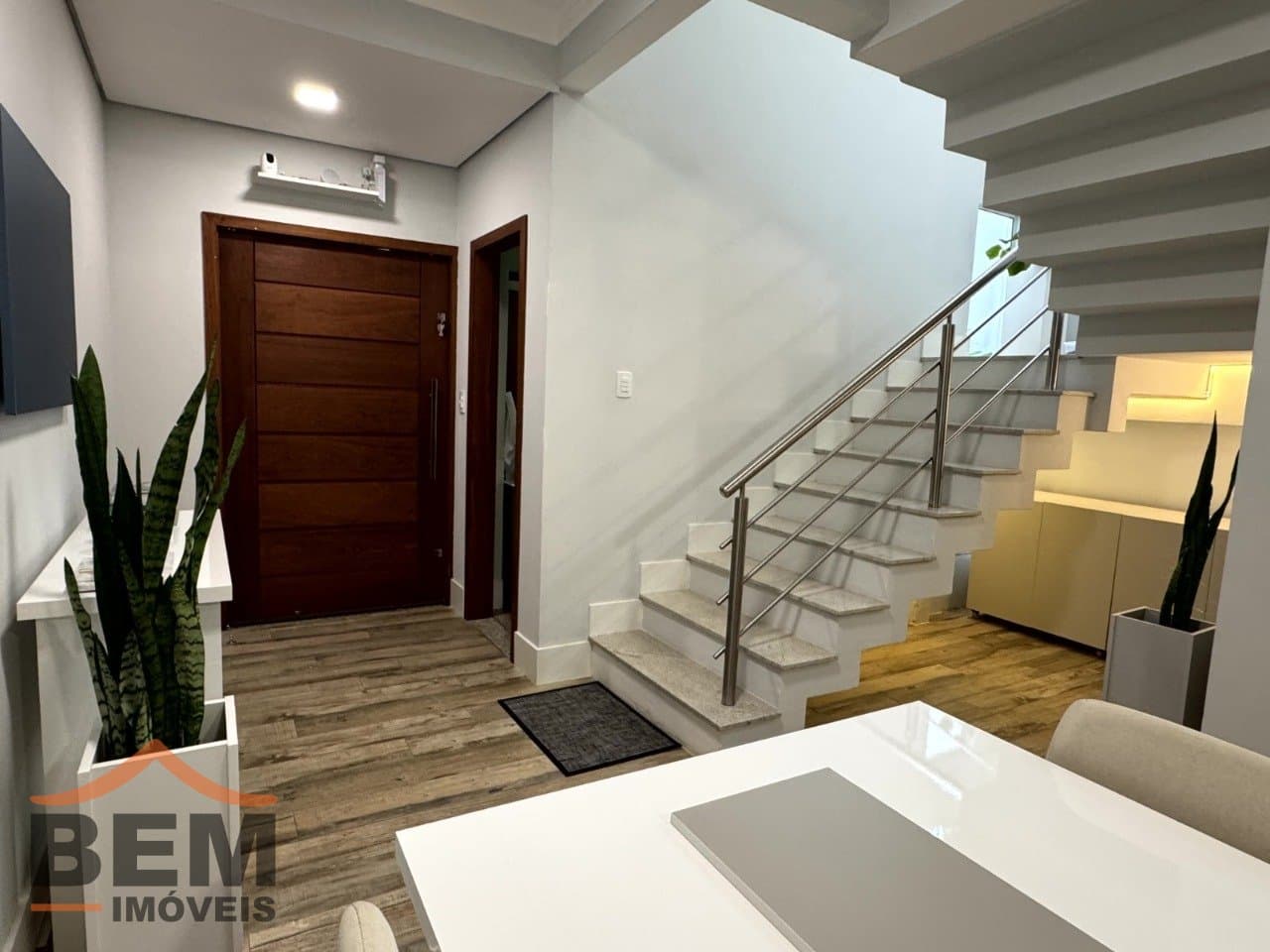 Casa para Locação com 3 quartos sendo 1 suíte, 1 vaga no bairro São João em Itajaí/SC