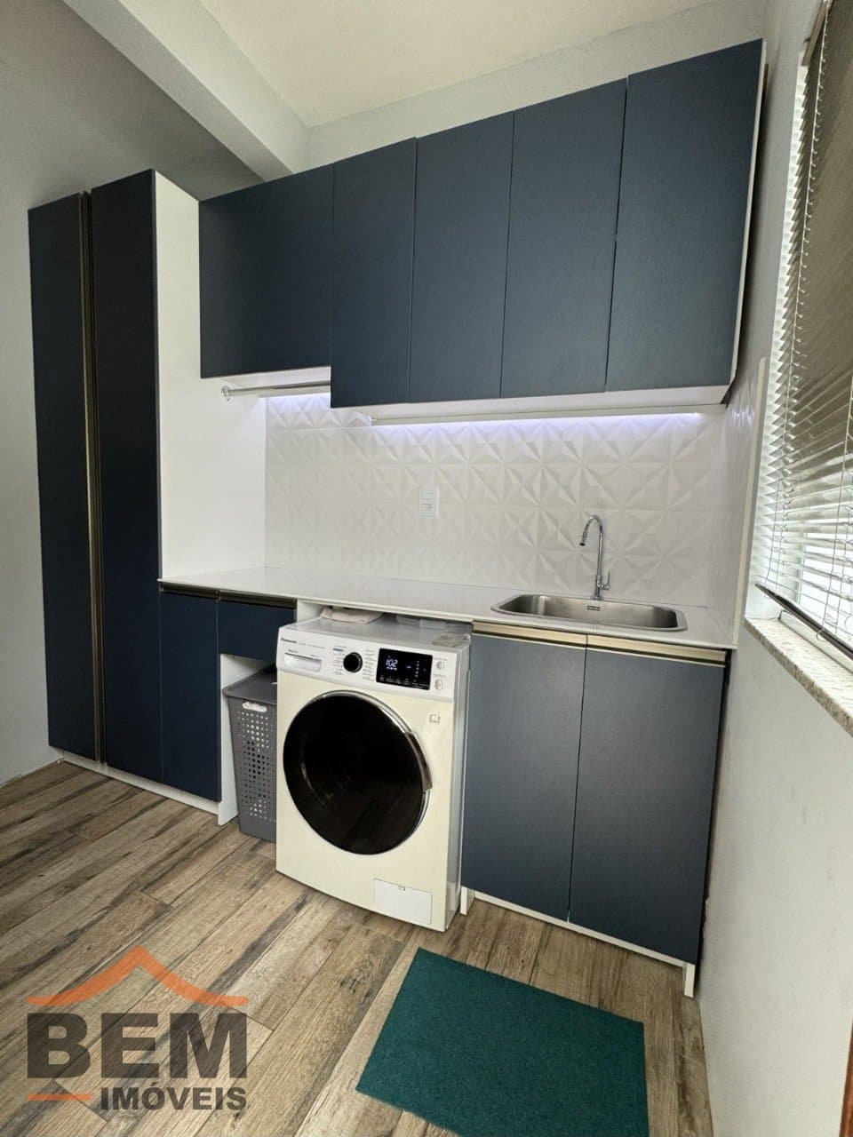Casa para Locação com 3 quartos sendo 1 suíte, 1 vaga no bairro São João em Itajaí/SC