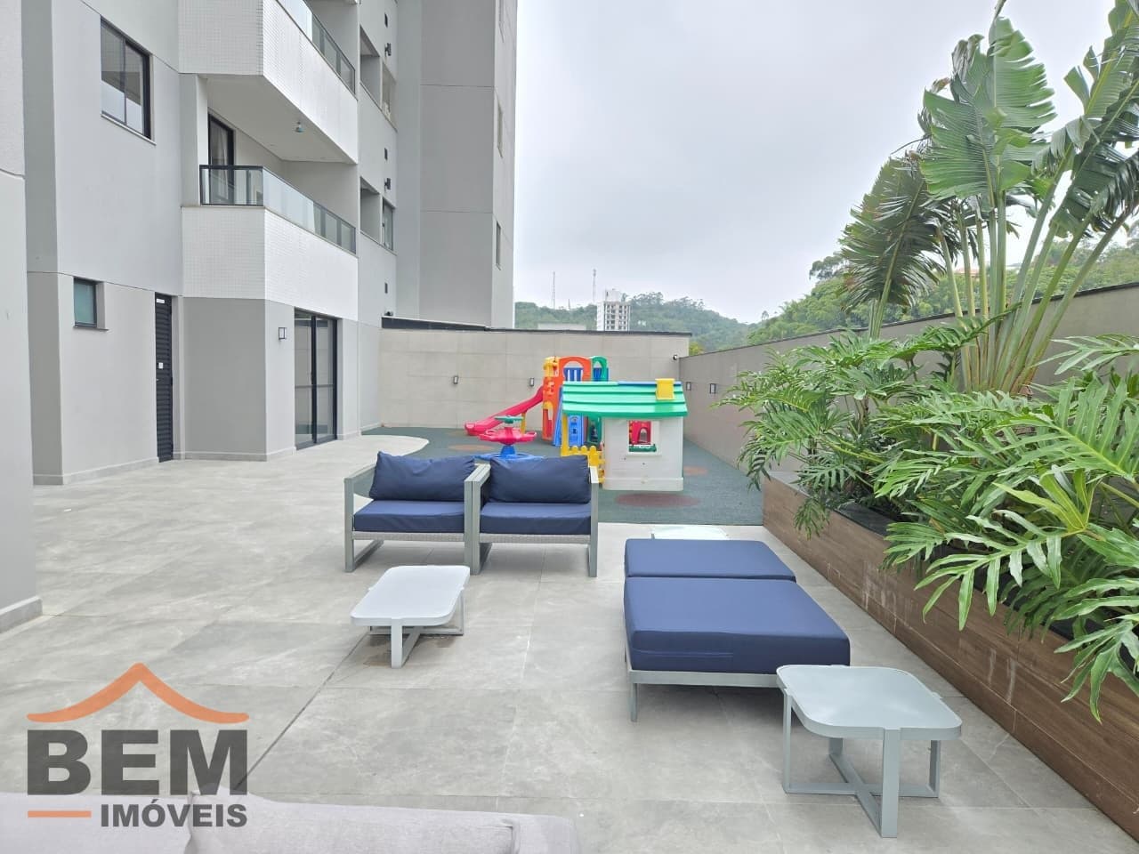 Apartamento para Locação com 1 quarto sendo 1 suíte, 1 vaga no bairro Fazenda em Itajaí/SC
