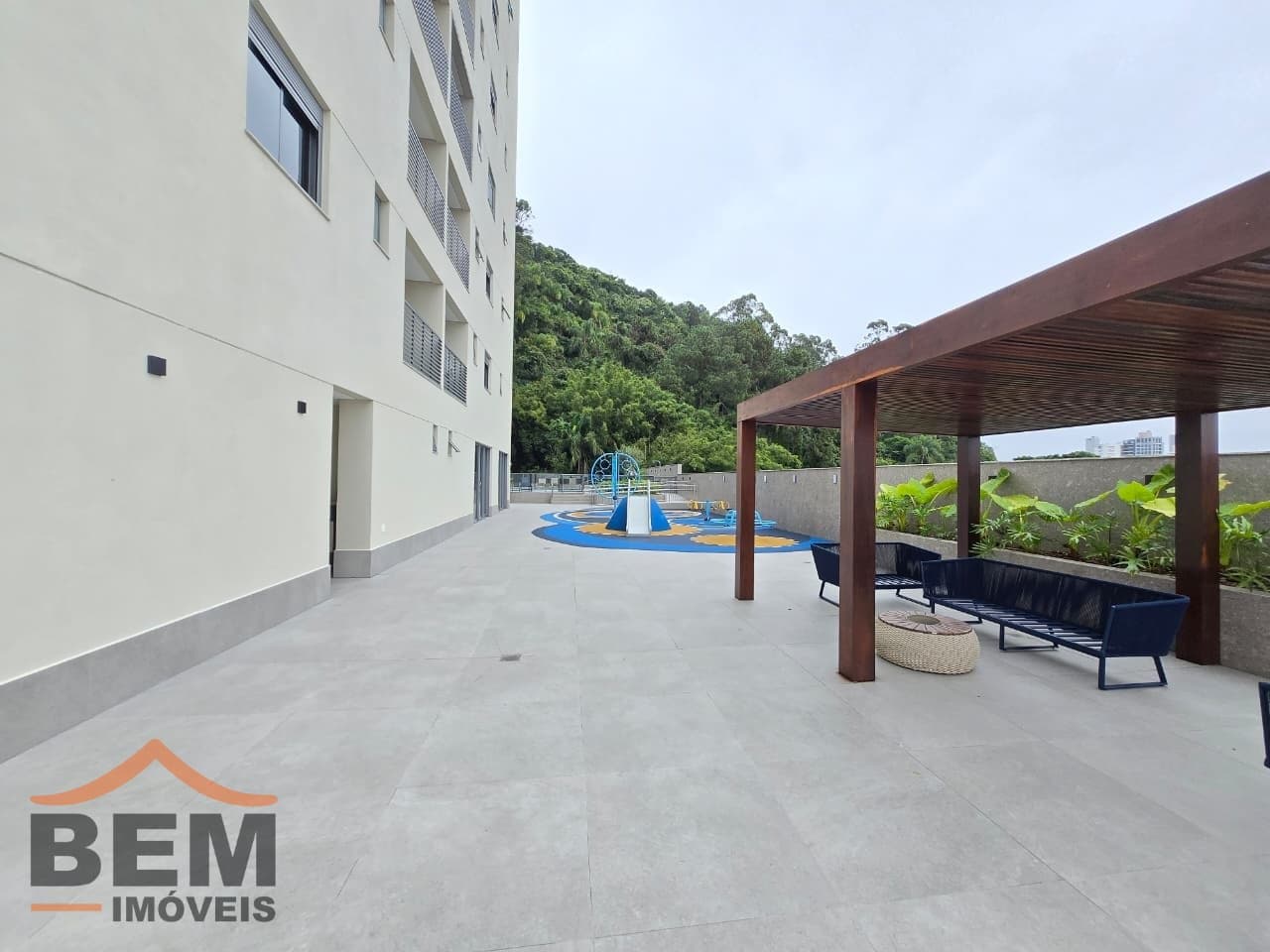 Apartamento à Venda com 2 quartos sendo 1 suíte, 1 vaga no bairro Fazenda em Itajaí/SC