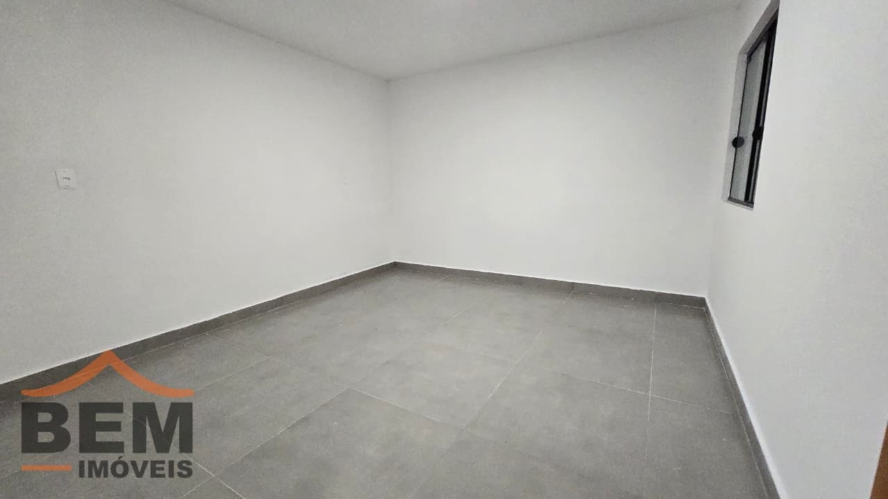 Casa à Venda com 2 quartos, 2 vagas no bairro Tabuleiro em Camboriú/SC