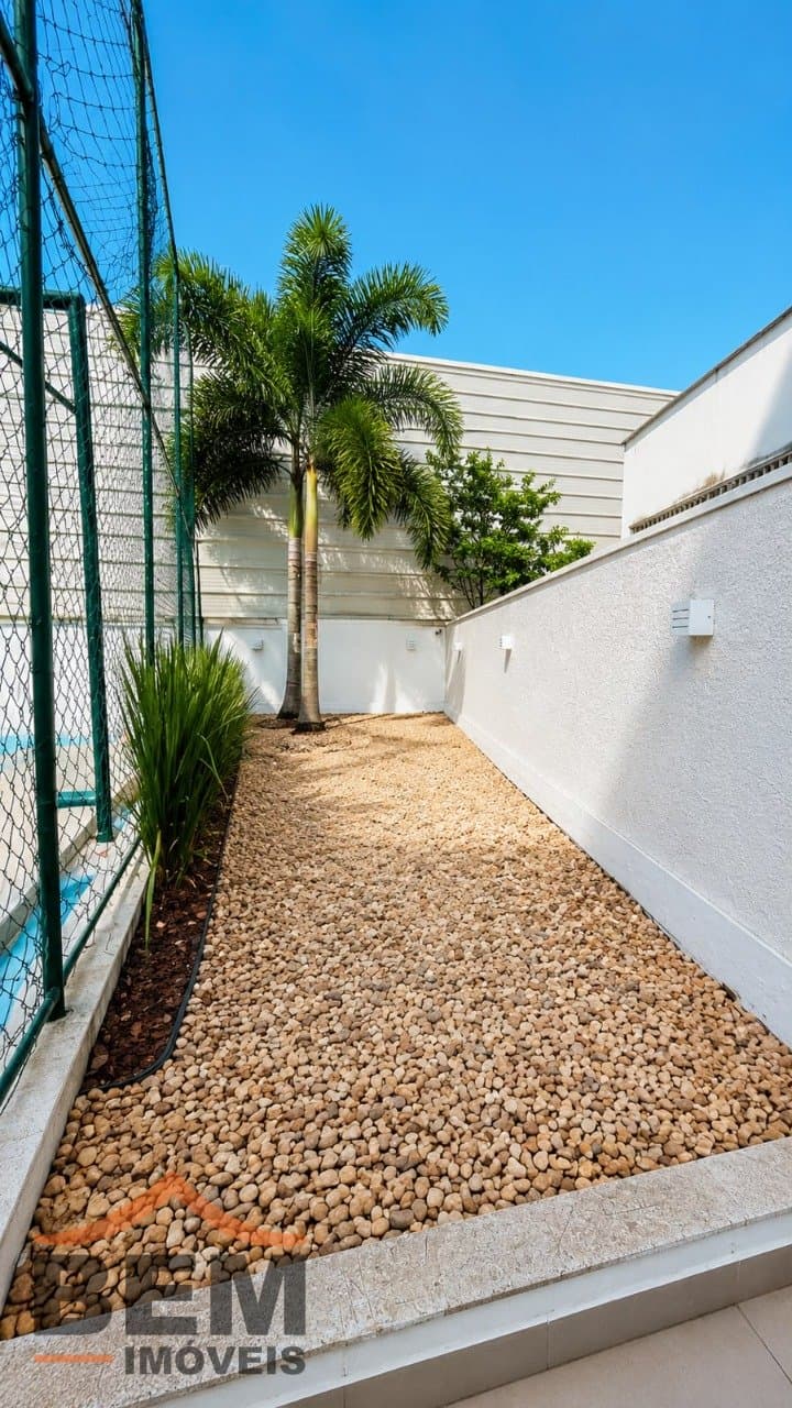 Apartamento à Venda com 2 quartos sendo 2 suítes, 1 vaga no bairro Ressacada em Itajaí/SC