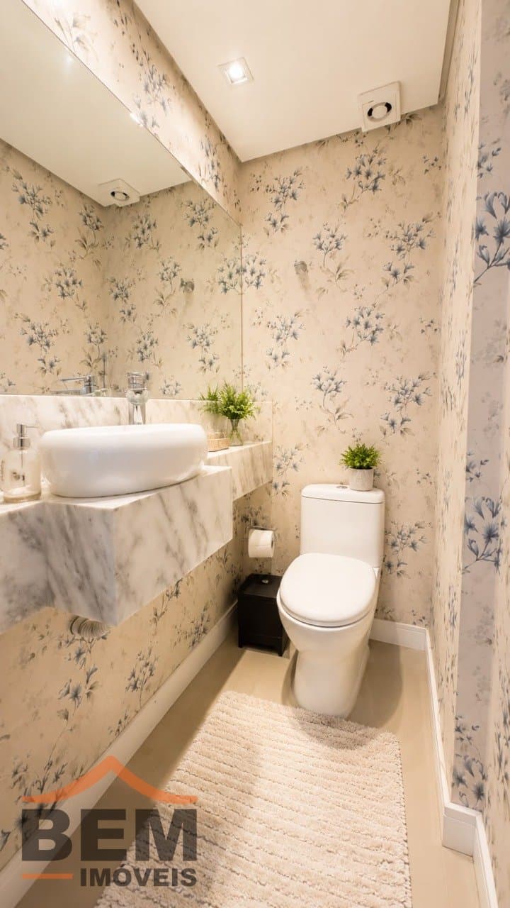 Apartamento à Venda com 2 quartos sendo 2 suítes, 2 vagas no bairro Ressacada em Itajai/SC
