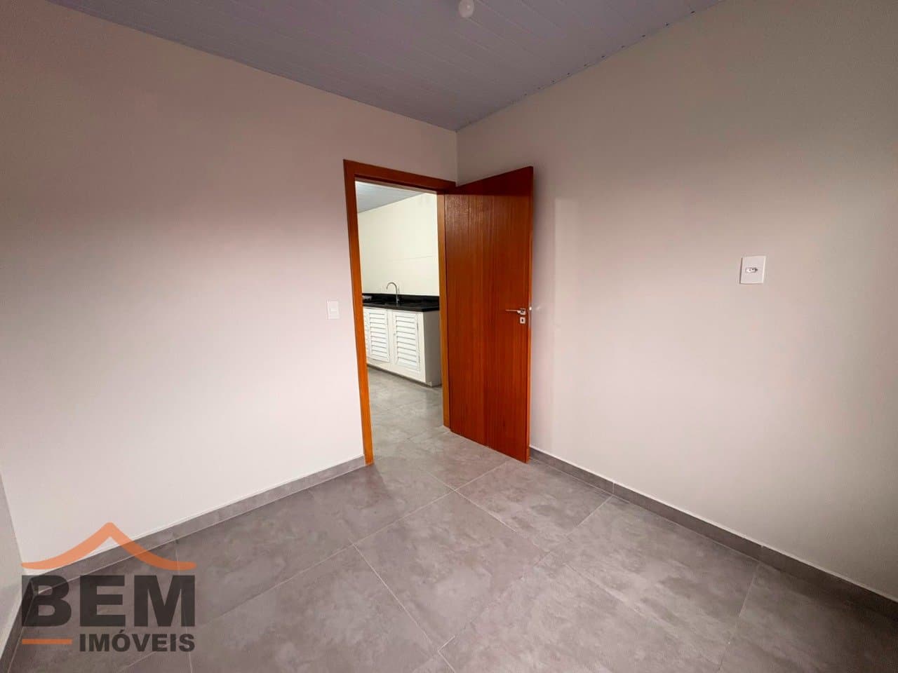 Casa para Locação com 4 quartos, 5 vagas no bairro Fazenda em Itajaí/SC