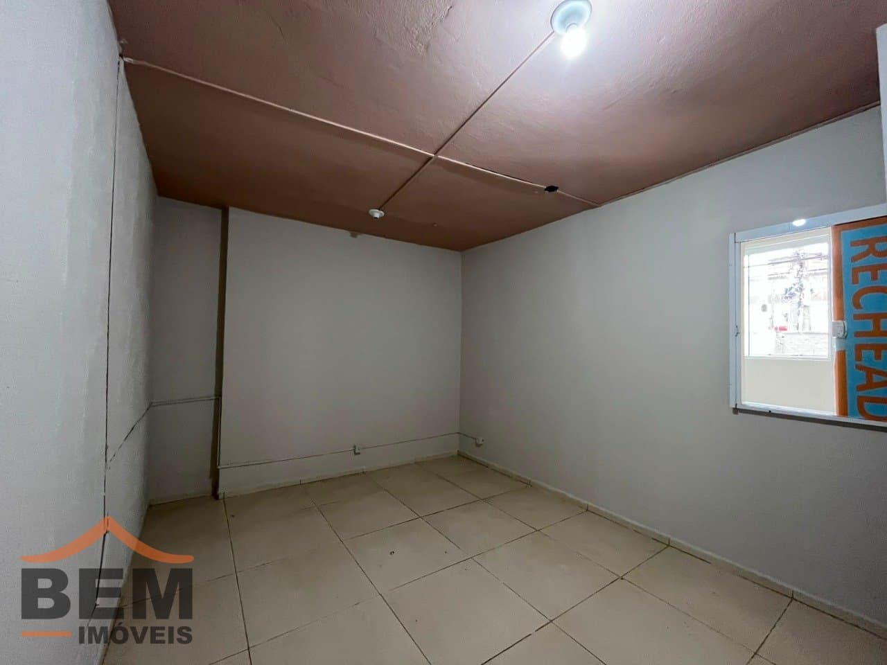 Casa para Locação com 1 quarto, 1 vaga no bairro São Vicente em Itajaí/SC: 07 - DORMITÓRIO