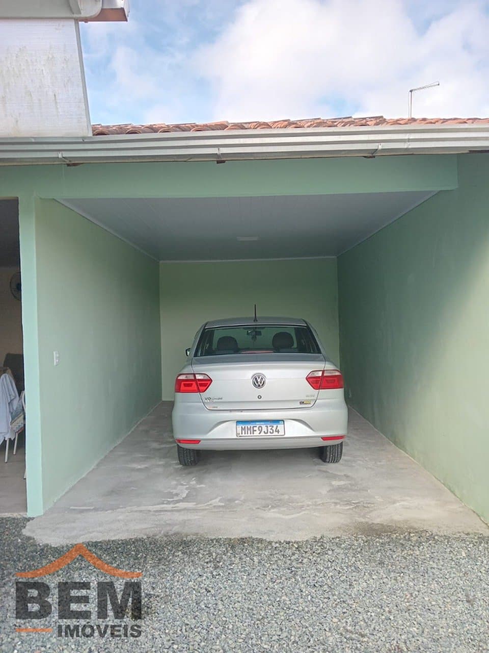 Casa à Venda com 2 quartos, 1 vaga no bairro Costeira em Barra do Sul/SC