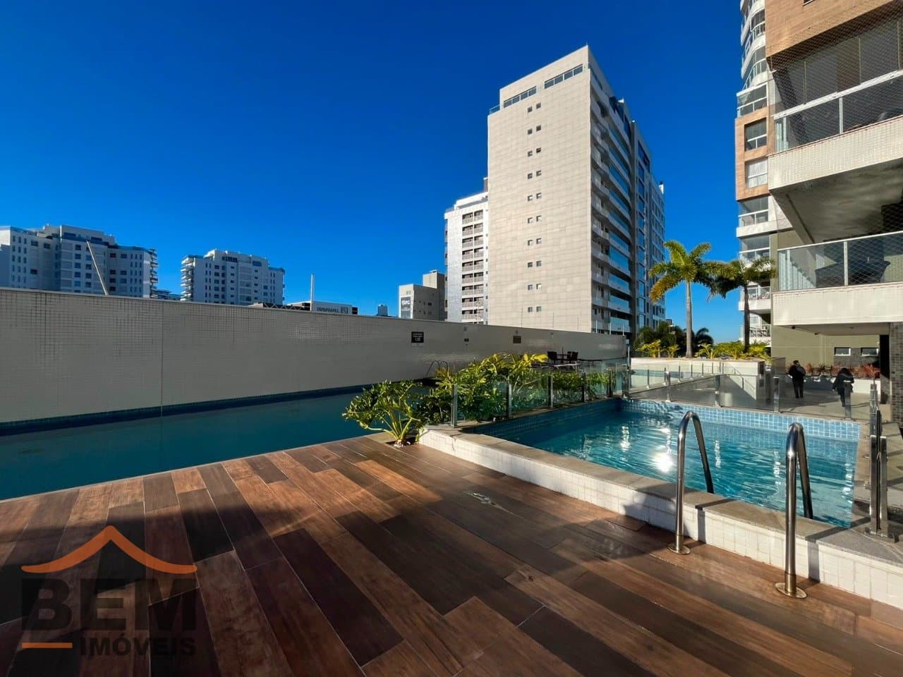 Apartamento para Locação com 2 quartos sendo 1 suíte, 1 vaga no bairro Praia Brava em Itajaí/SC: 6 - PISICNA
