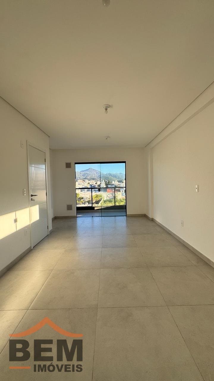 Apartamento à Venda com 2 quartos sendo 2 suítes, 1 vaga no bairro Centro em Camboriú/SC: 05a83c1c-90b5-4424-bda9-61ff40044d76