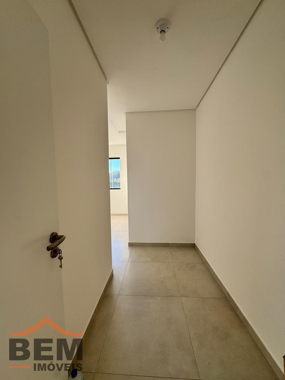 Apartamento à Venda com 2 quartos sendo 2 suítes, 1 vaga no bairro Centro em Camboriú/SC: e4e3244a-f851-4c72-95c0-6aae4290ba9e