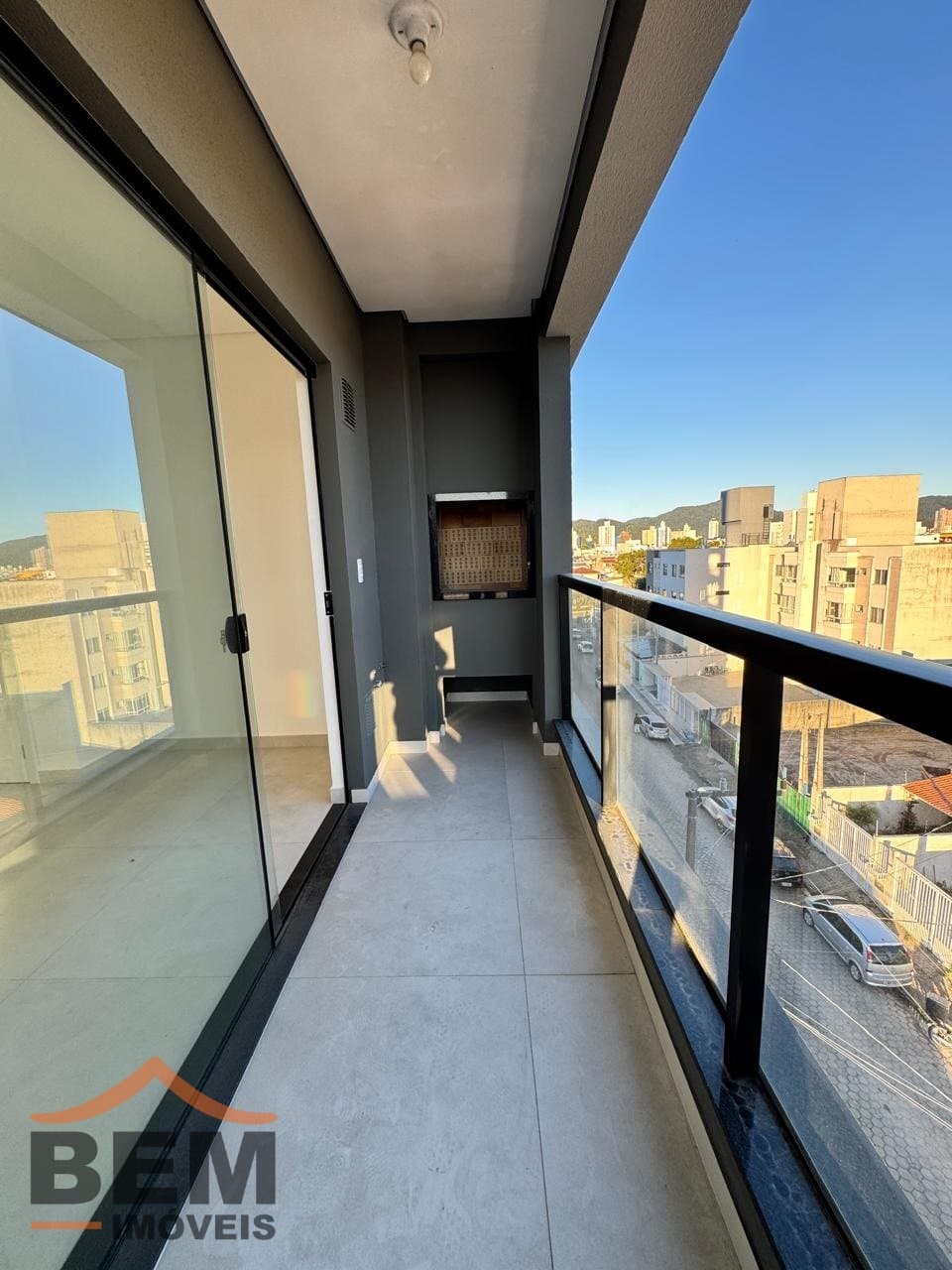 Apartamento à Venda com 2 quartos sendo 2 suítes, 1 vaga no bairro Centro em Camboriú/SC: 6ffdb253-b350-4be9-a8dd-1027d31cfdc7