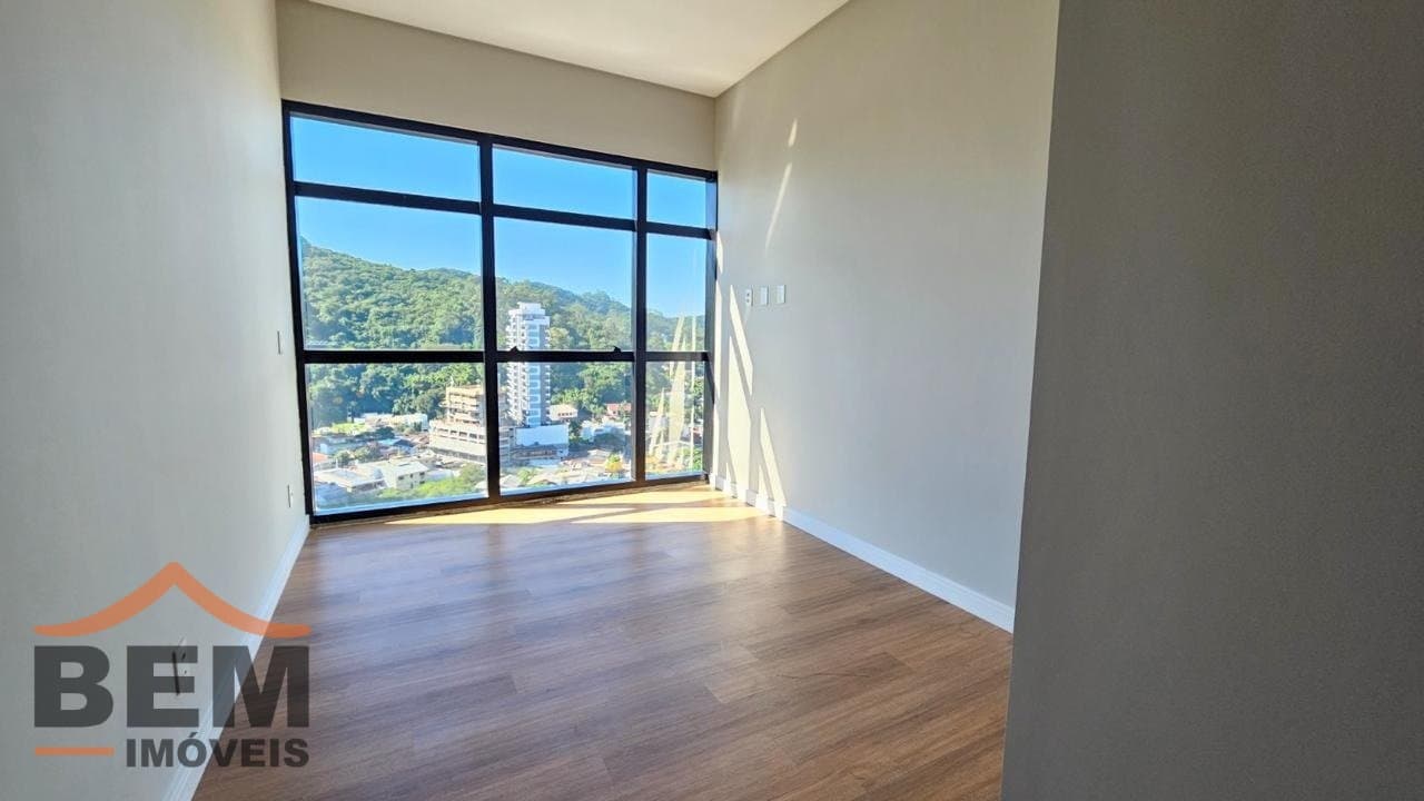 Apartamento Duplex para Locação com 3 quartos sendo 3 suítes, 3 vagas no bairro Fazenda em Itajaí/SC: 13 - SUÍTE
