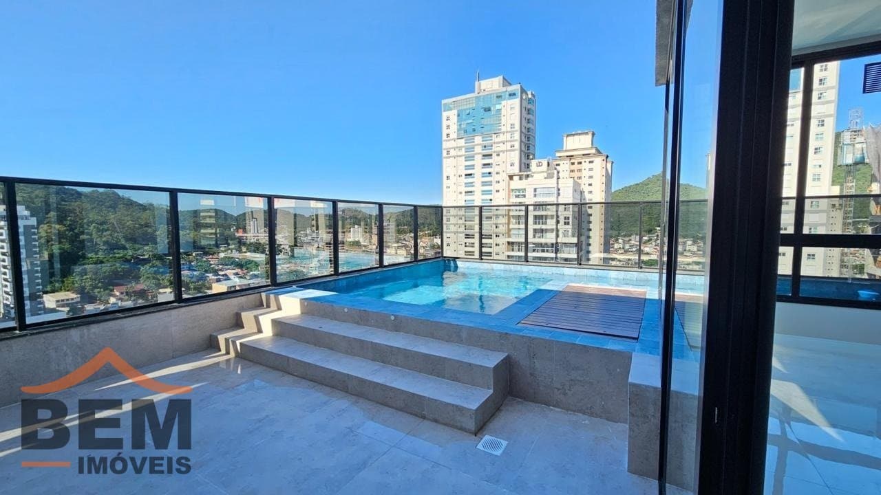 Apartamento Duplex para Locação com 3 quartos sendo 3 suítes, 3 vagas no bairro Fazenda em Itajaí/SC: 29 - PISCINA INTERNA