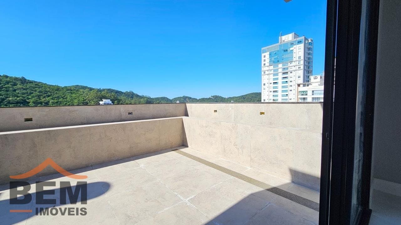 Apartamento Duplex para Locação com 3 quartos sendo 3 suítes, 3 vagas no bairro Fazenda em Itajaí/SC: 31 - VISTA  DA SACADA