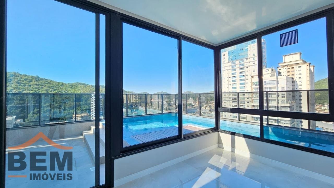 Apartamento Duplex para Locação com 3 quartos sendo 3 suítes, 3 vagas no bairro Fazenda em Itajaí/SC: 40 - INTERNO