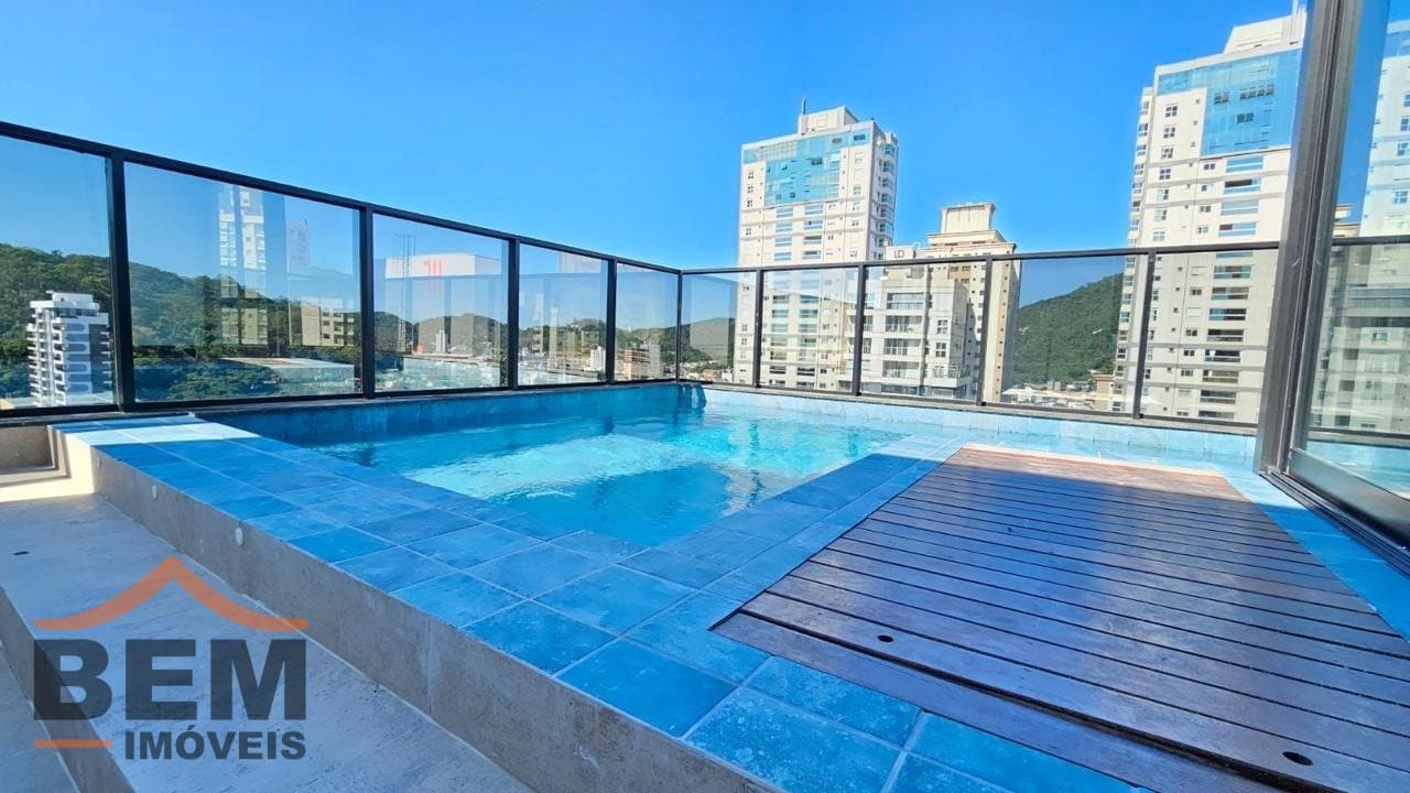 Apartamento Duplex para Locação com 3 quartos sendo 3 suítes, 3 vagas no bairro Fazenda em Itajaí/SC: 42- PISCINA INTERNA