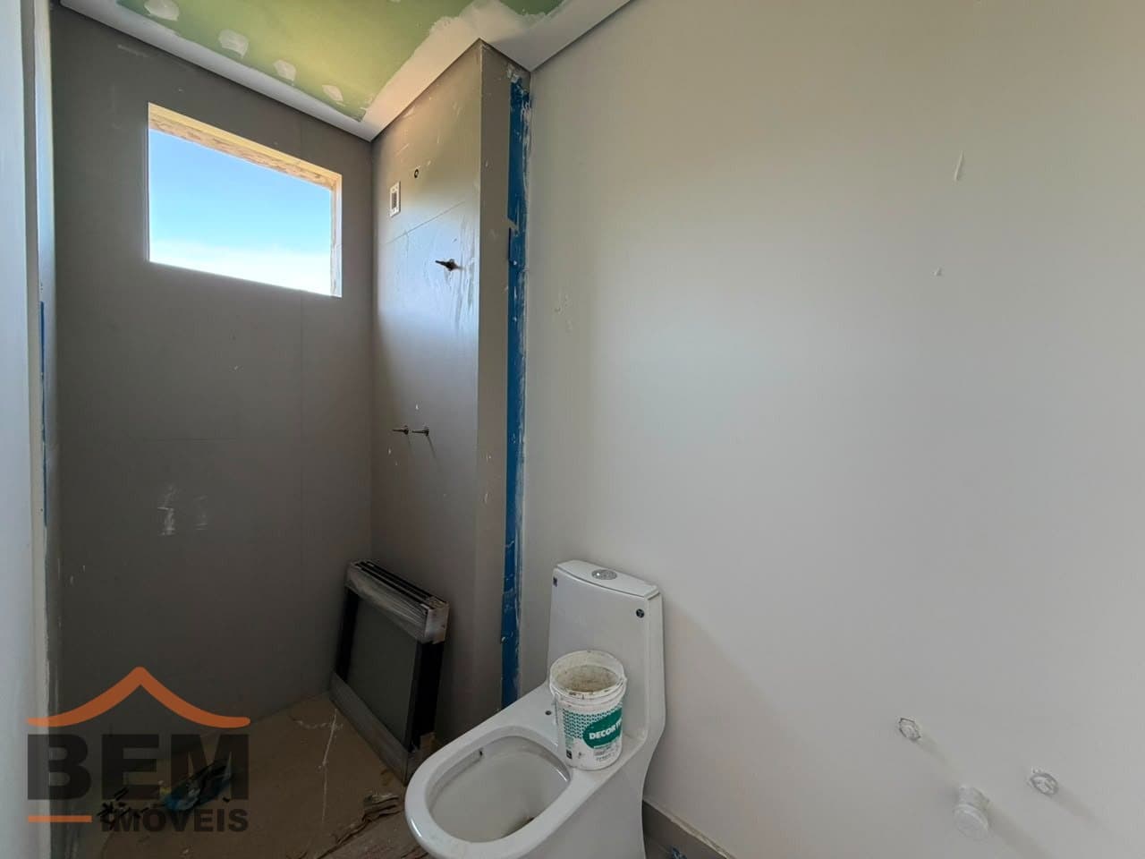 Apartamento à Venda com 3 quartos sendo 1 suíte, 2 vagas no bairro Fazenda em Itajai/SC