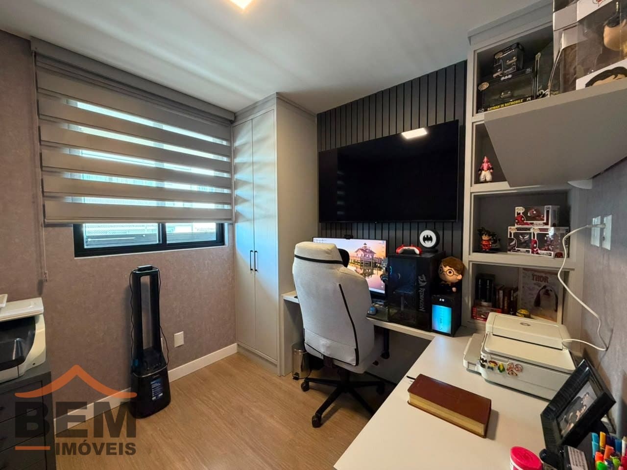 Apartamento à Venda com 3 quartos sendo 1 suíte, 2 vagas no bairro São João em Itajai/SC