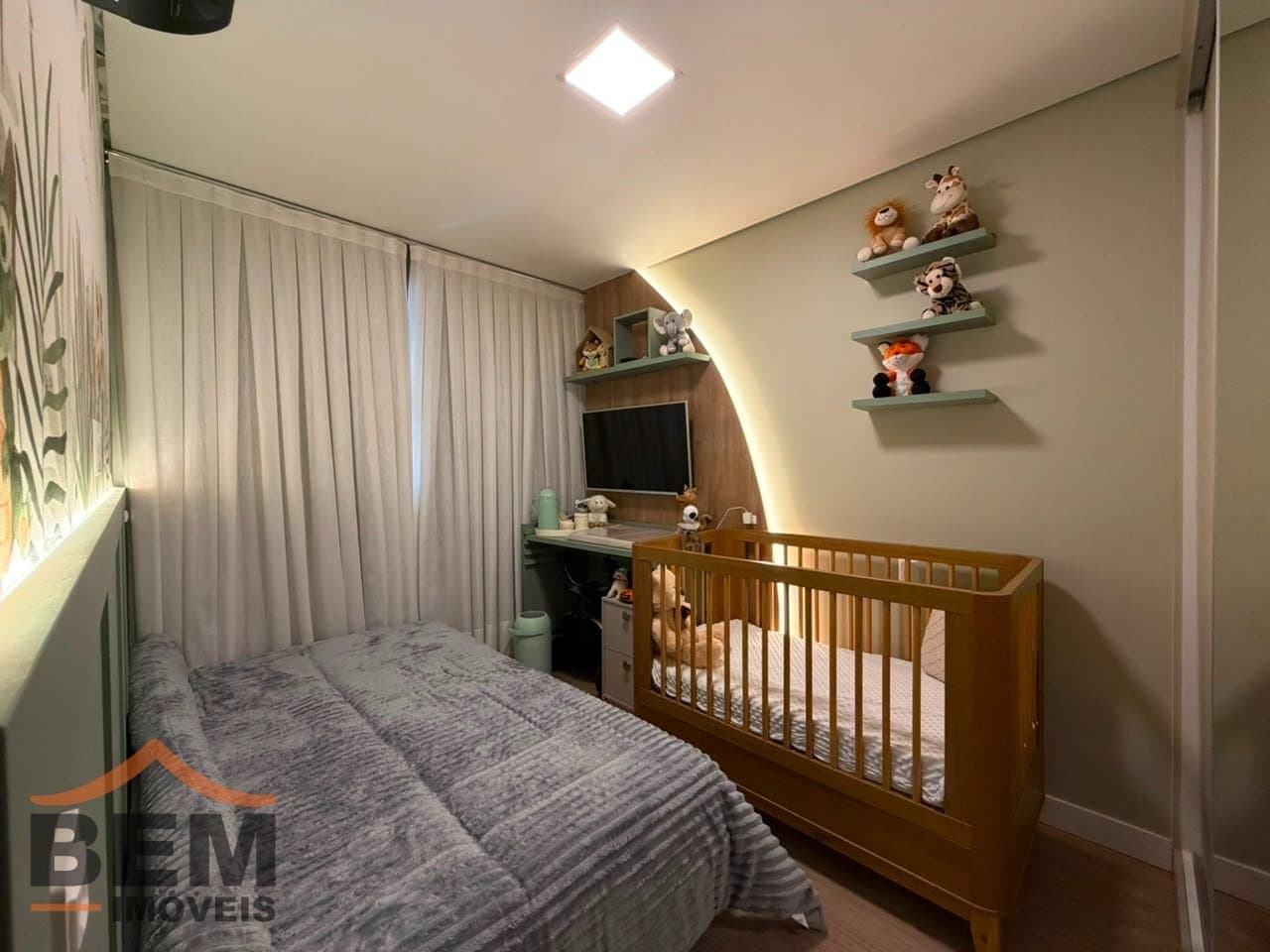 Apartamento à Venda com 3 quartos sendo 1 suíte, 2 vagas no bairro São João em Itajai/SC